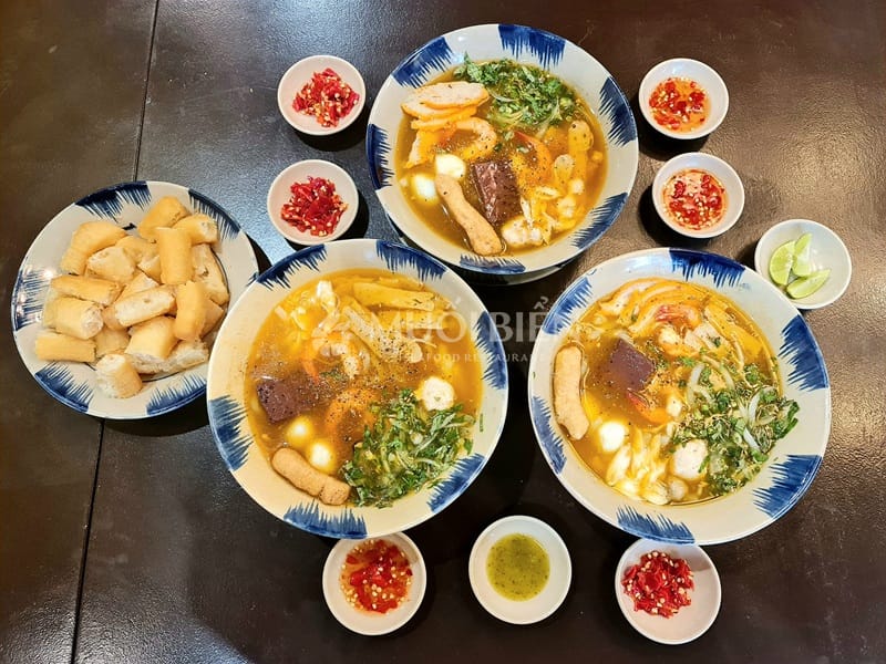 Cách nấu bánh canh ghẹ chuẩn vị nhà hàng