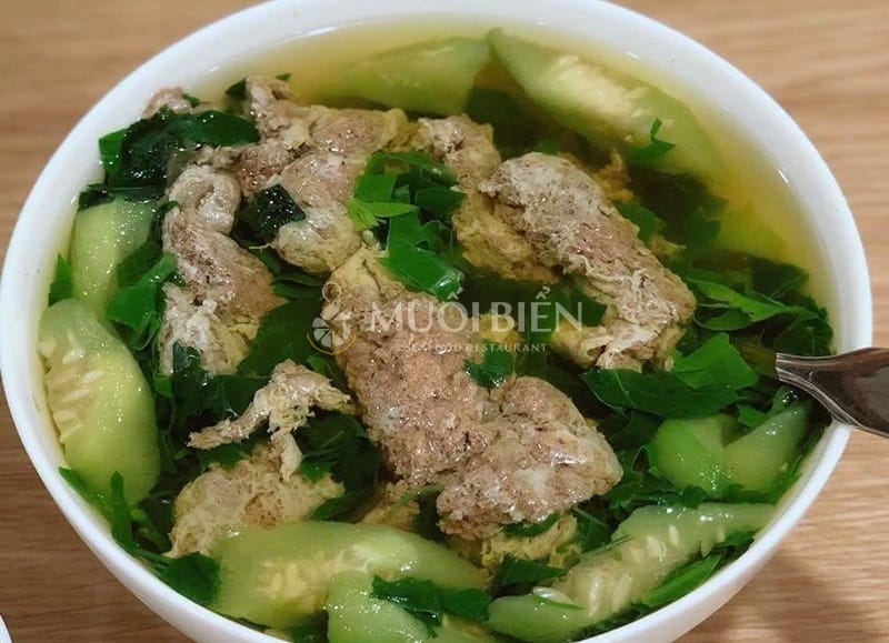 Món canh thịt ghẹ bóc sẵn thơm ngon