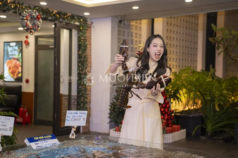 Hoa hậu Quốc tế Thanh Thủy