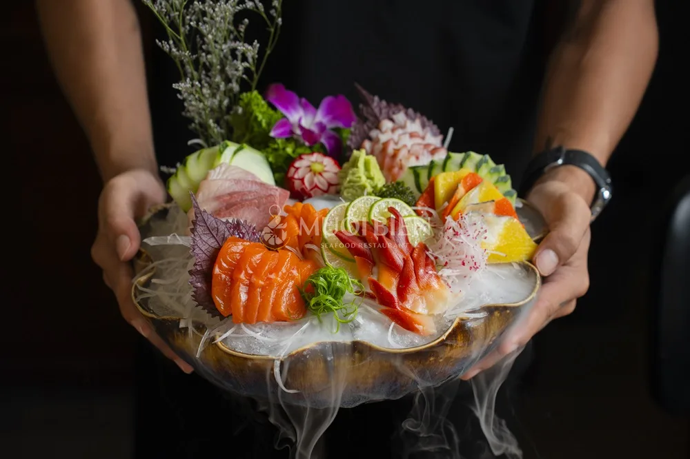 Món Sashimi tổng hợp tại Muối Biển Seafood Restaurant