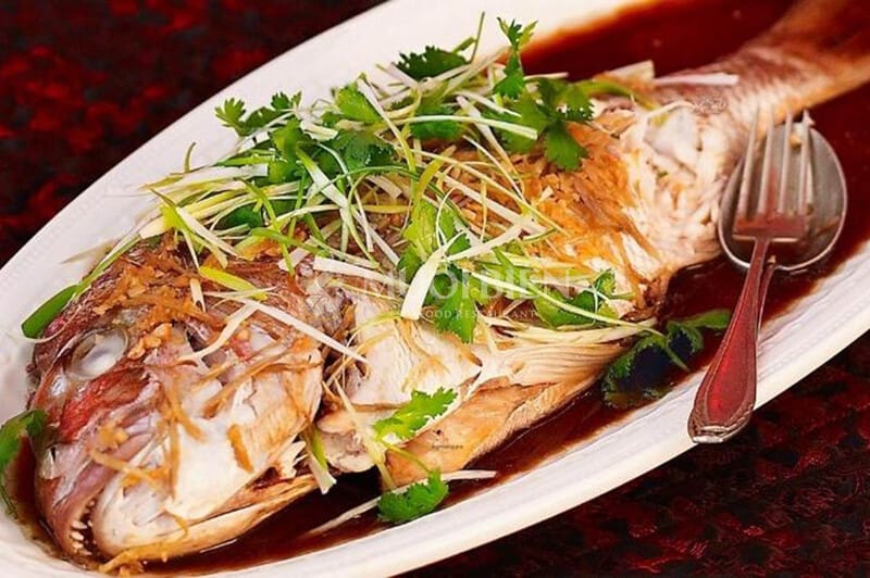 cá mú đỏ hấp xì dầu Cá mú đỏ hấp xì dầu