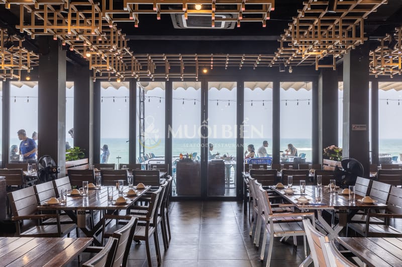 restaurants with nice views Danang
