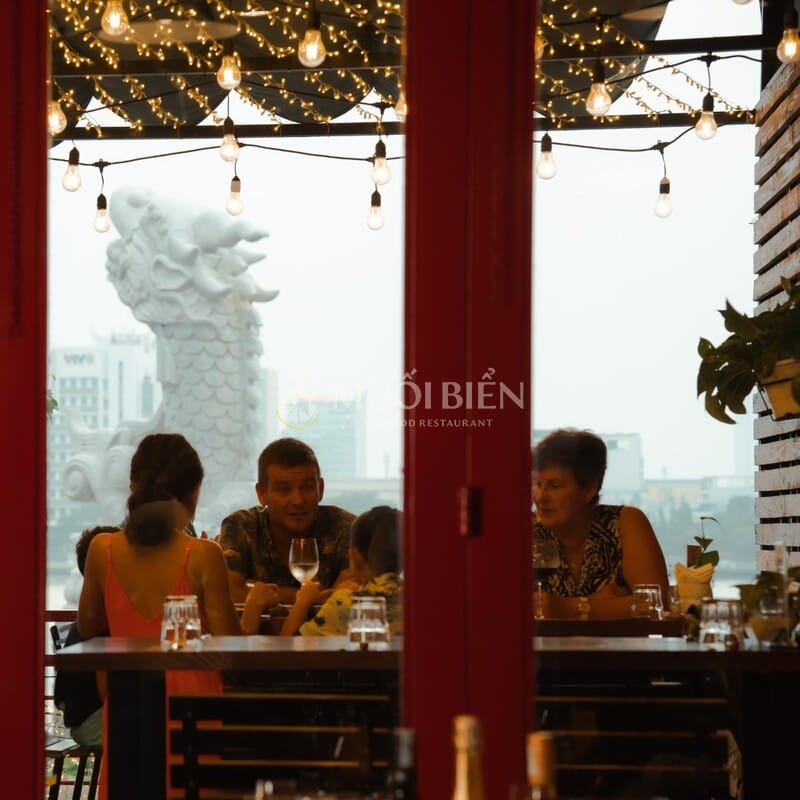 restaurants with nice views Danang