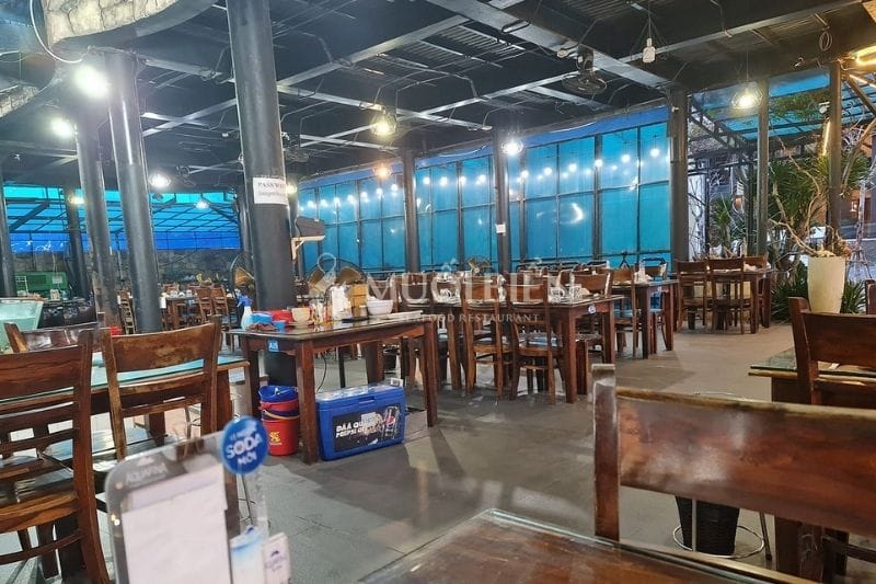 seafood restaurant Danang