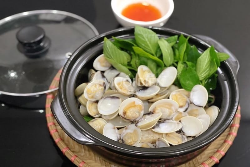 nghêu hấp lá quế nghêu hấp lá quế