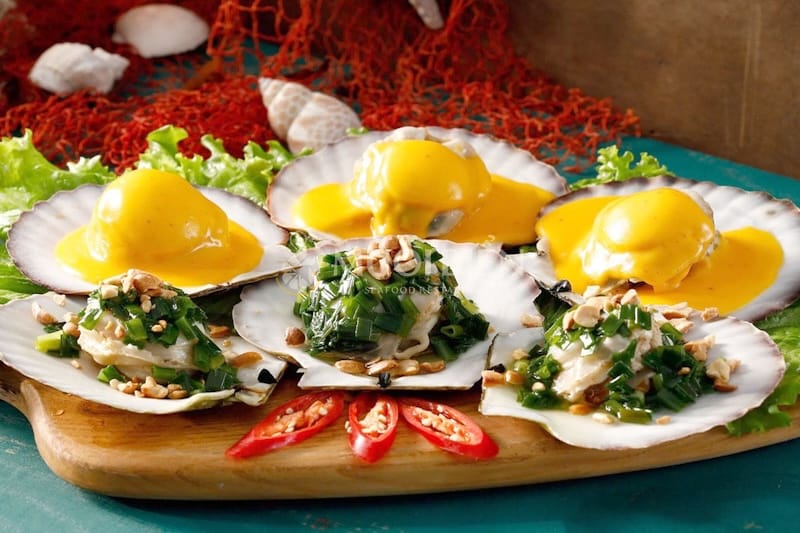 Các món sò điệp tươi ngon tại Muối Biển Seafood Restaurant sò điệp nướng phô mai