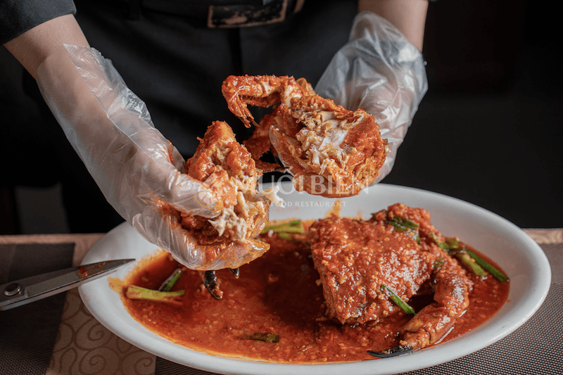 Cua nâu Nauy sốt ớt Singapore Cua nâu Nauy
