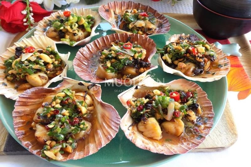 sò điệp đỏ nướng mỡ hành sò điệp đỏ