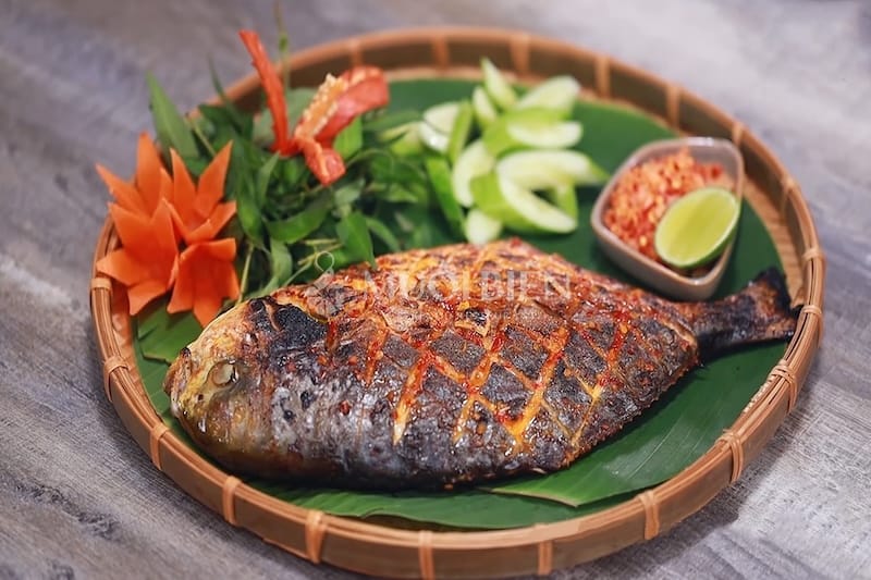Cá chim nướng với muối ớt cá chim làm món gì ngon
