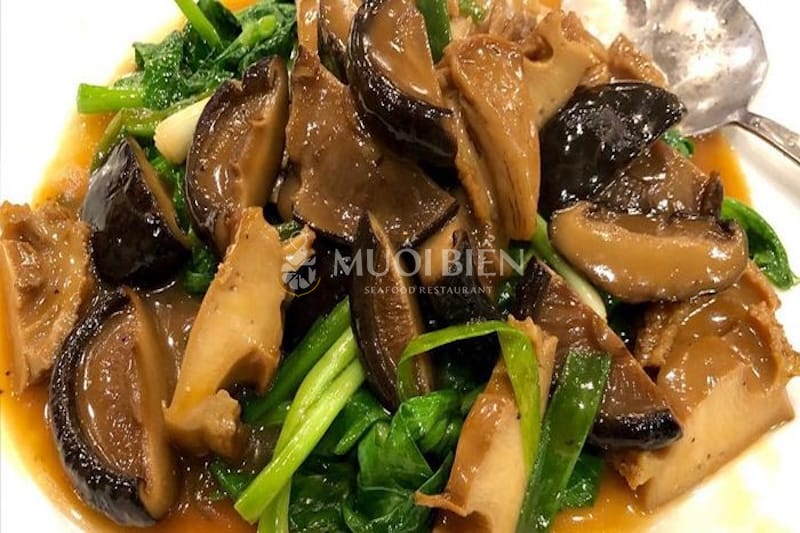 Cách làm bào ngư xào nấm đông cô bào ngư xào