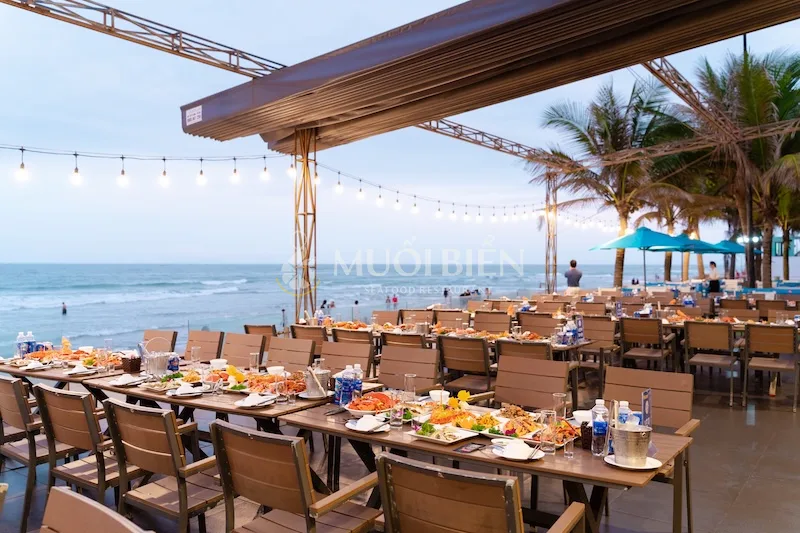 Muối Biển Seafood - Ведущий ресторан для туристических групп в Дананге