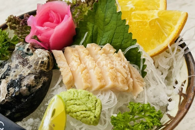 trang trí bào ngư sashimi lên đĩa cách làm bào ngư sashimi