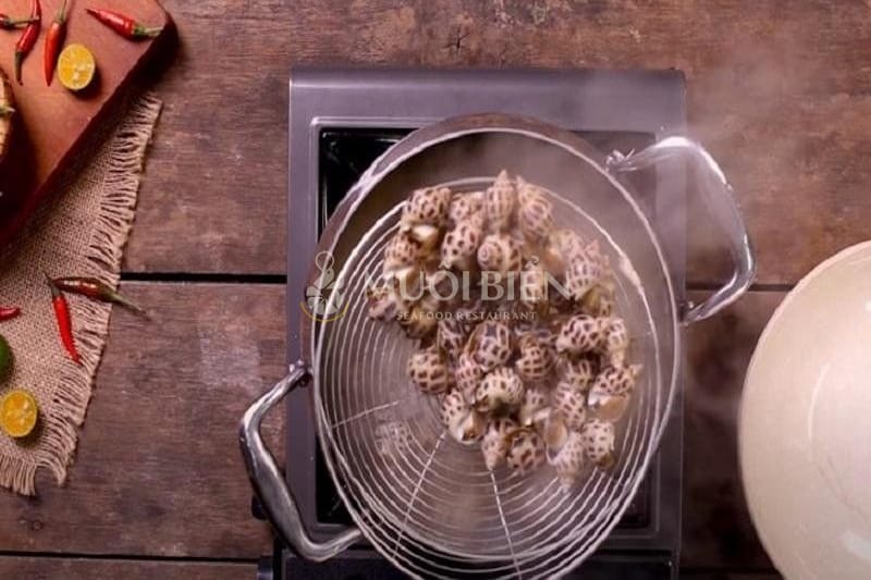 ốc hương rang muối ớt