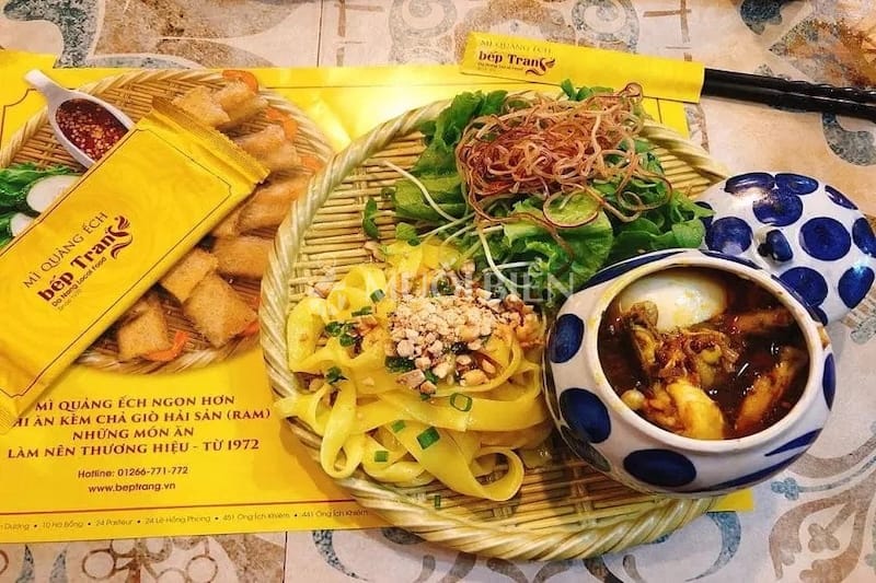 Quán ăn sáng Đà Nẵng Mì quảng ếch Bếp Trang nổi tiếng Quán ăn sáng Đà Nẵng Mì quảng ếch Bếp Trang nổi tiếng