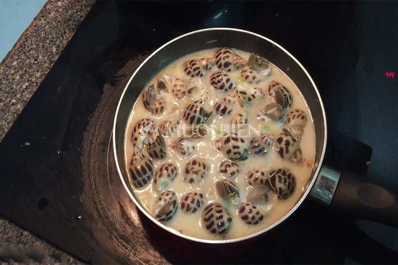 ốc hương xào dừa