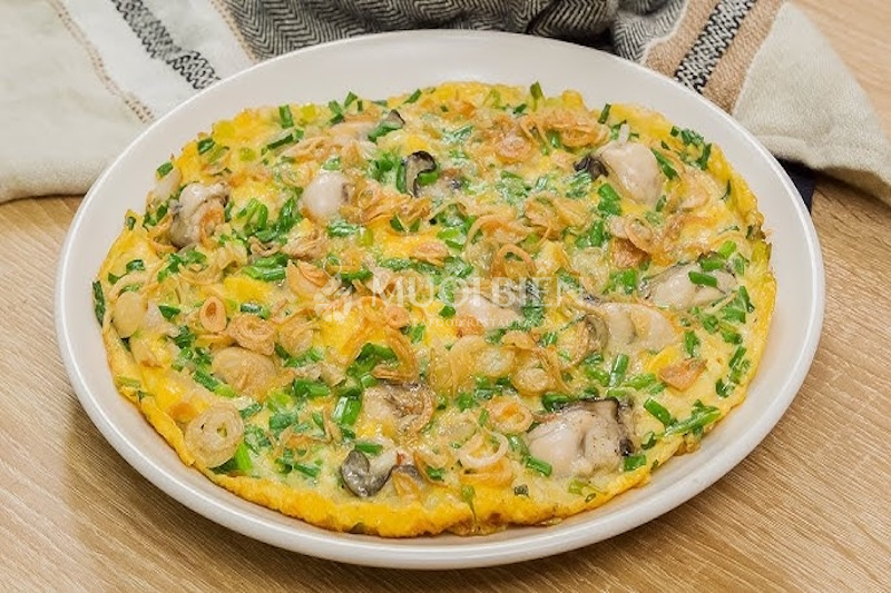 Chế biến hàu ngon với món hàu chiên trứng béo ngậy