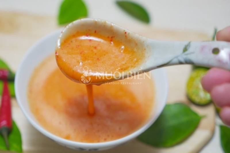 Nước chấm hải sản sữa đặc ngon xuất sắc, chấm đến đâu ghiền đến đó