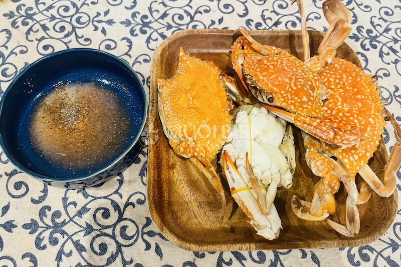 Ghẹ chấm muối tiêu chanh ngon đúng bài