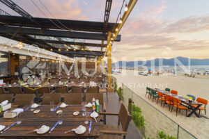 Trải nghiệm hoàng hôn cạnh biển tại Muối Biển Seafood Restaurant